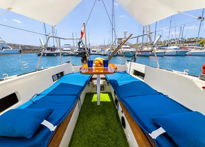Seaside Chill-Out Stay On A Sail Yacht
