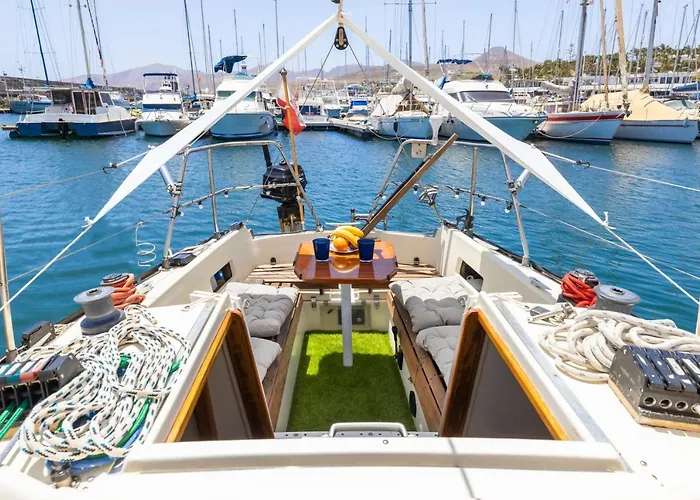 Seaside Chill-Out Stay On A Sail Yacht